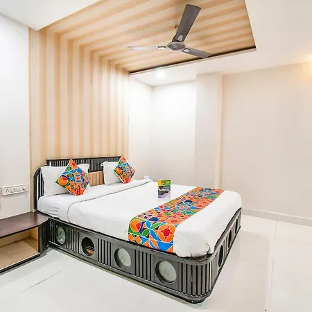 Fabhotel Galaxy Bhanwar Kuan-2